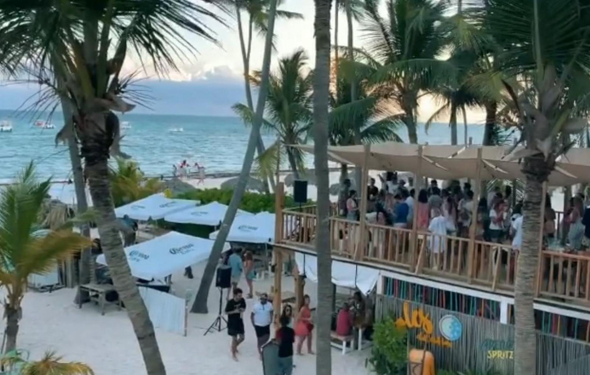 Los Corales And - Beach Club, Spa, Restaurants