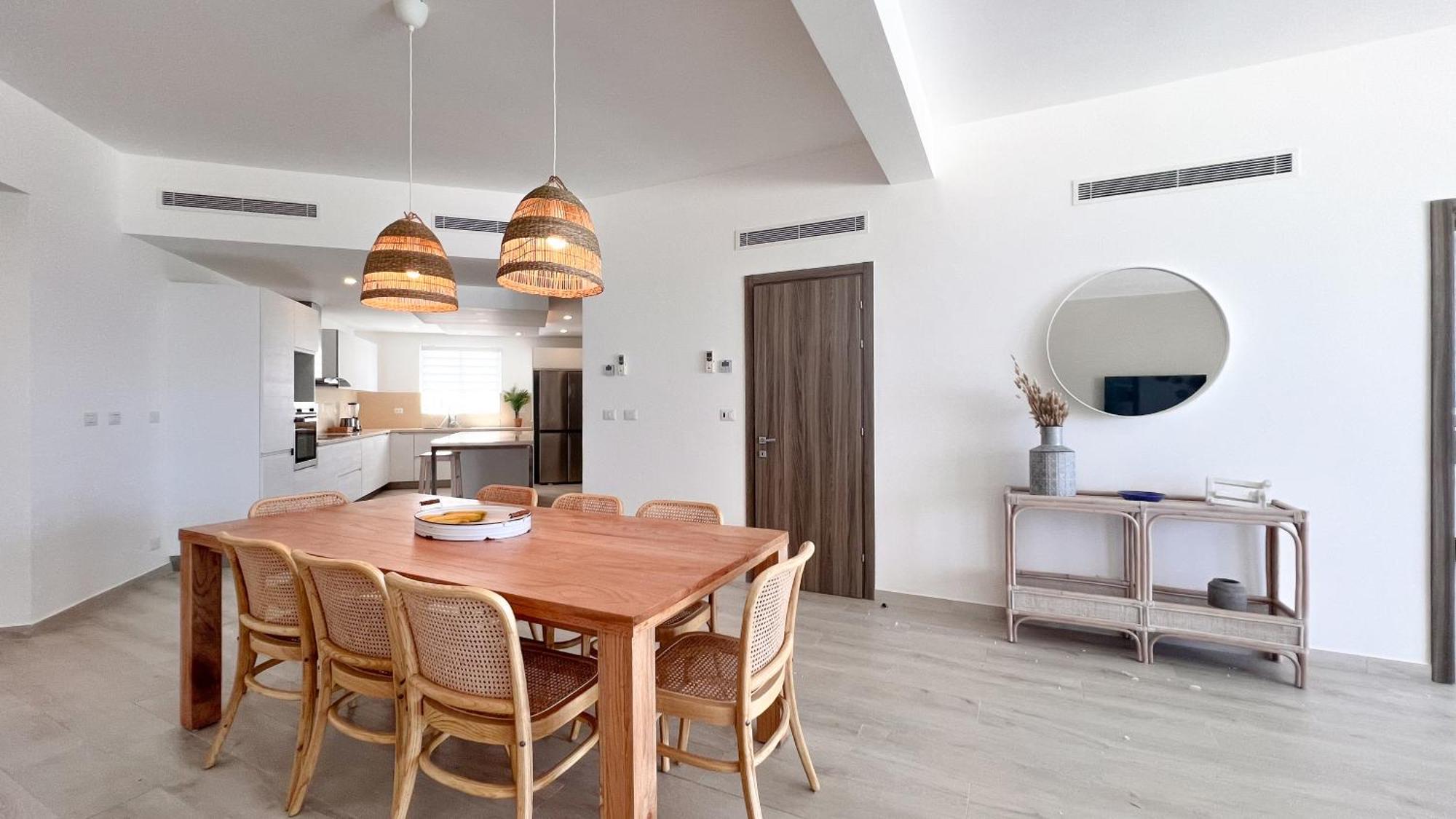 Beach Front 3bdr Playa Coral