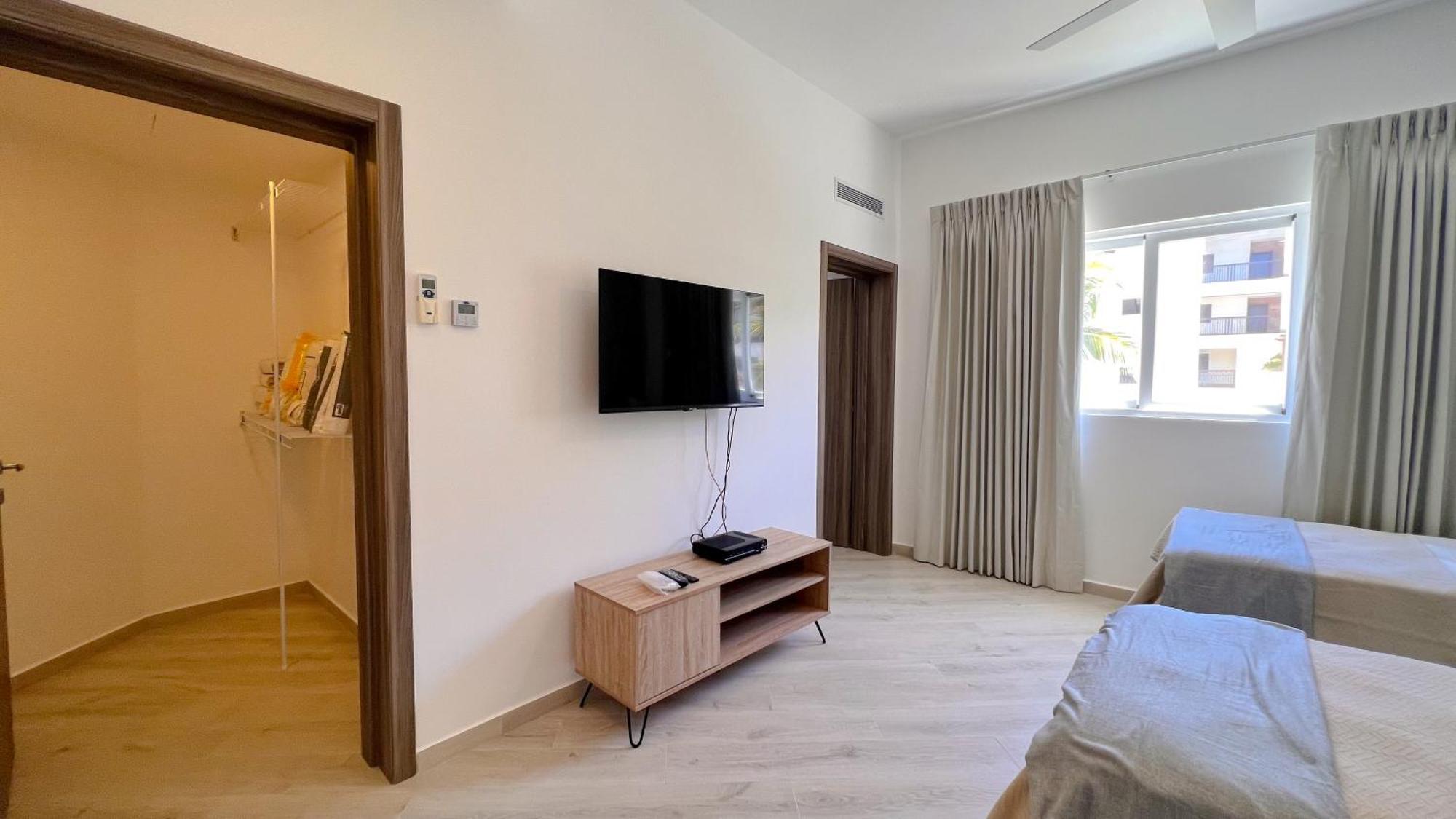 Beach Front 3bdr Playa Coral Punta Cana