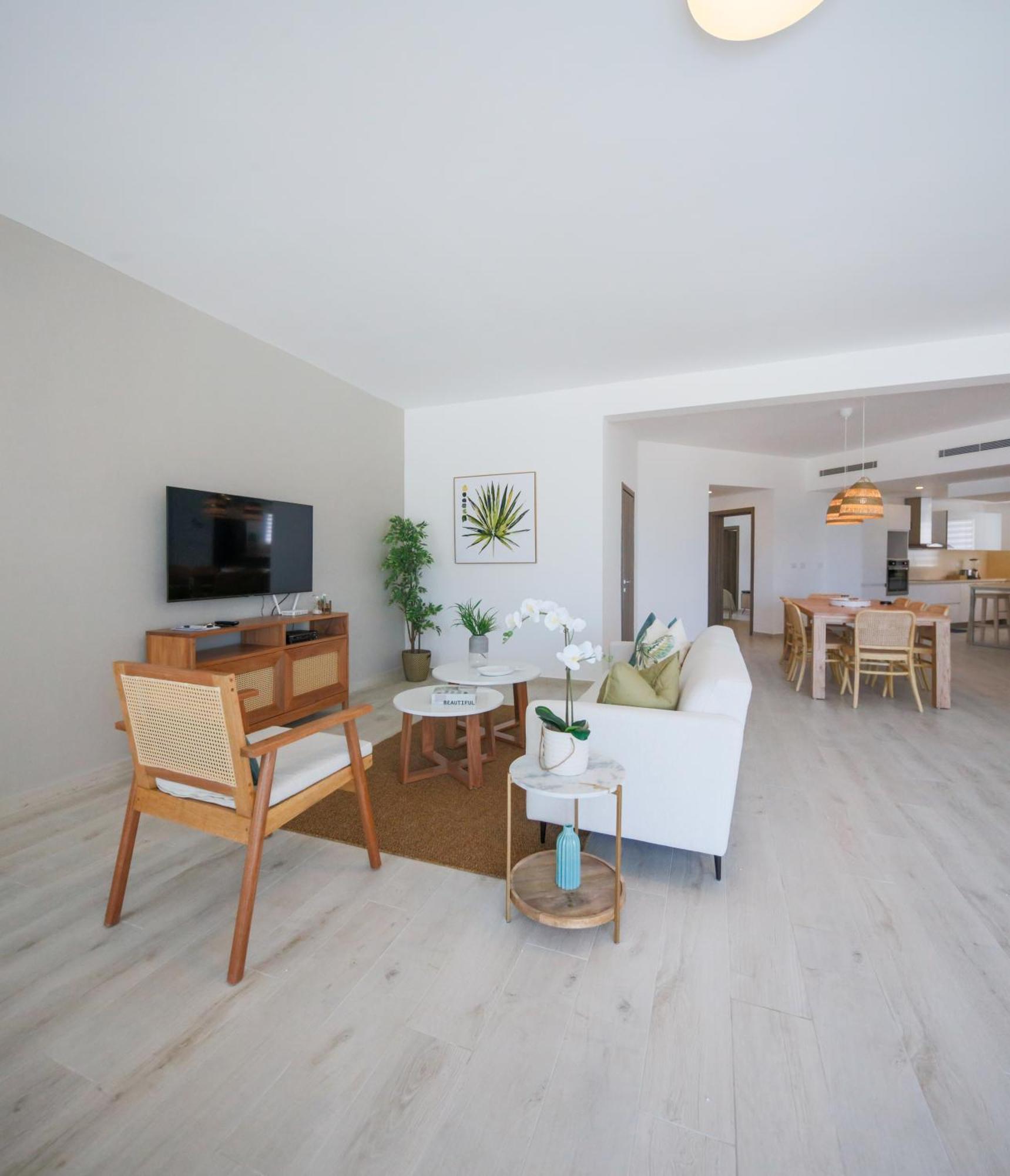 Beach Front 3bdr Playa Coral *