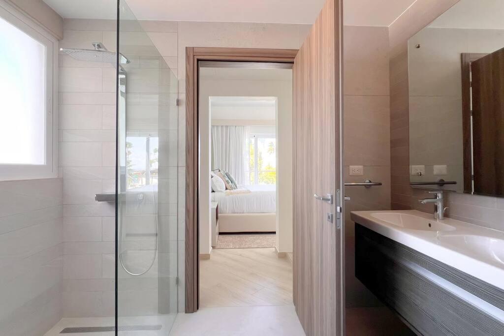 Apartamento Brand New 3bdr Playa Coral