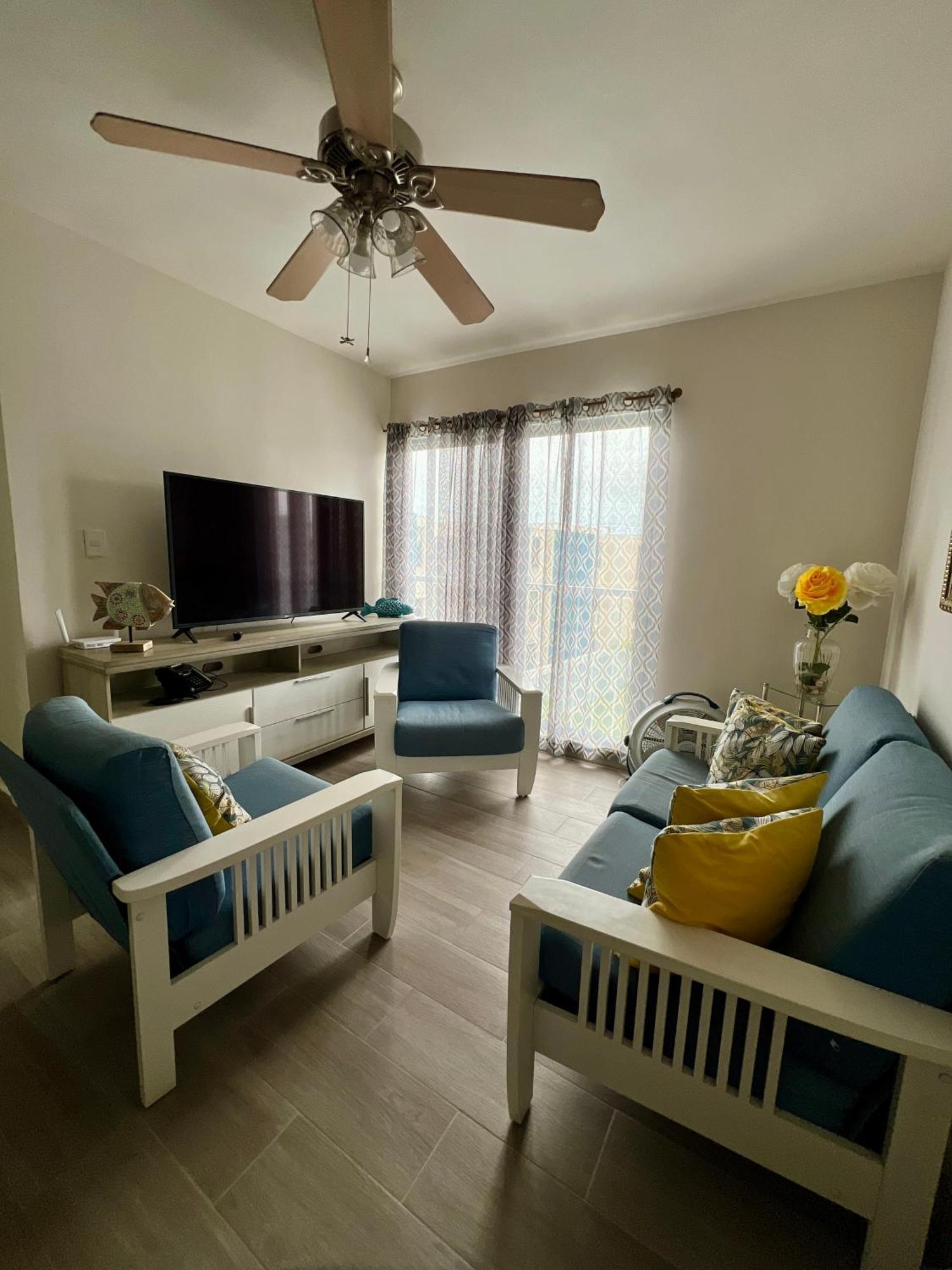 Great 3 Bed 2 Bad With Pool