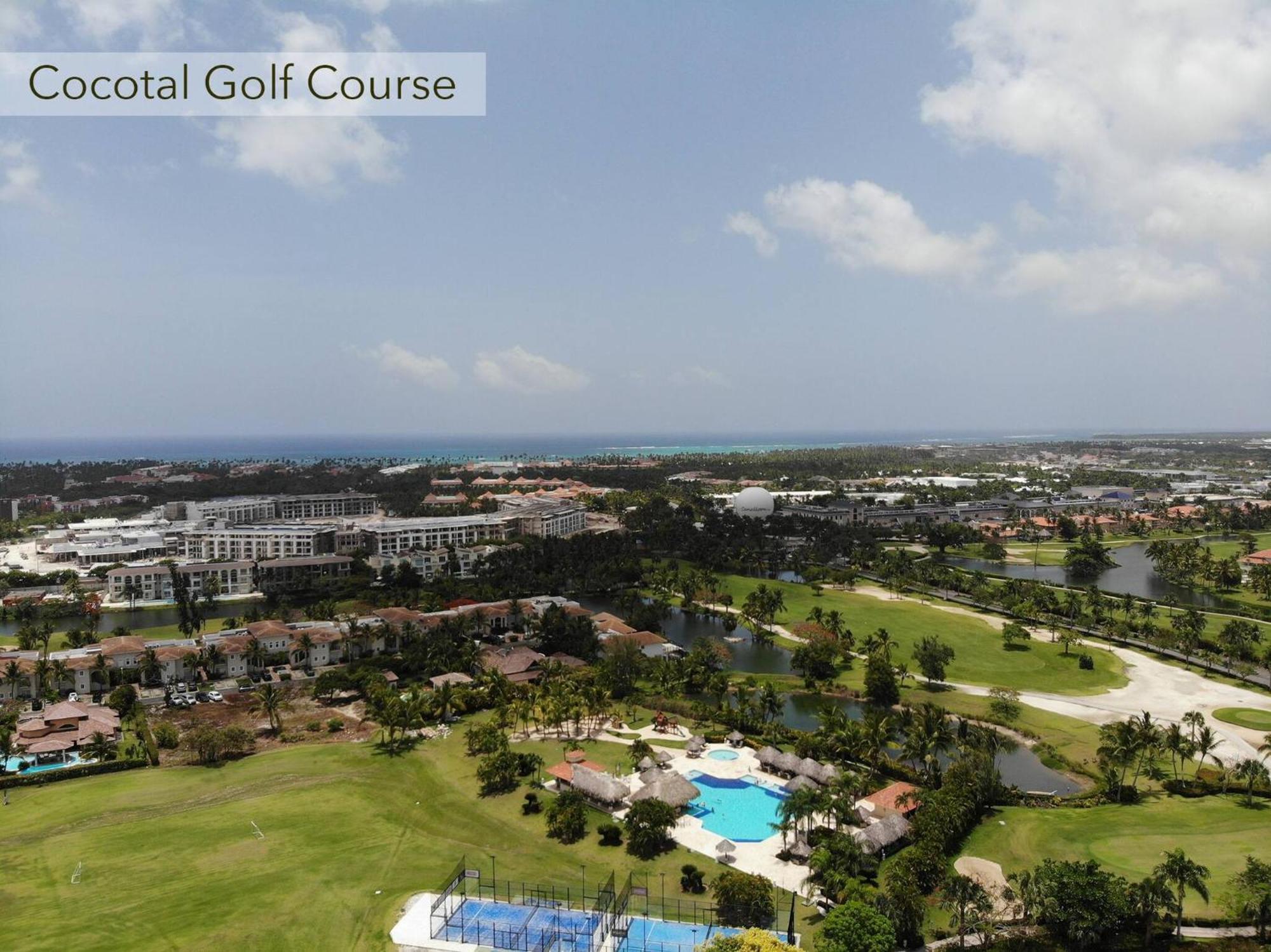 Tropical Garden With Picuzzi In Playa Bavaro