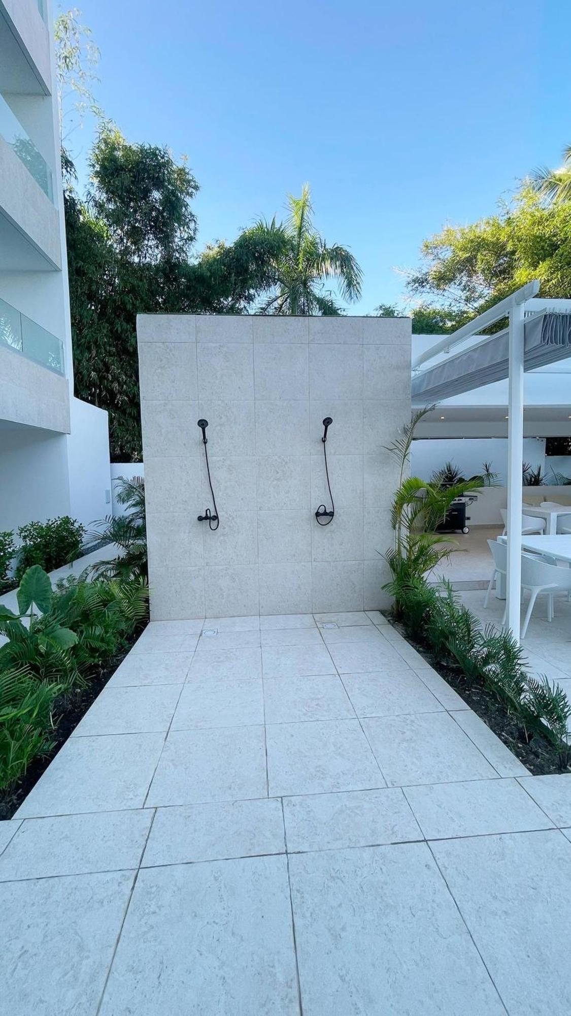 Tropical Garden With Picuzzi In Playa Bavaro Apartamento