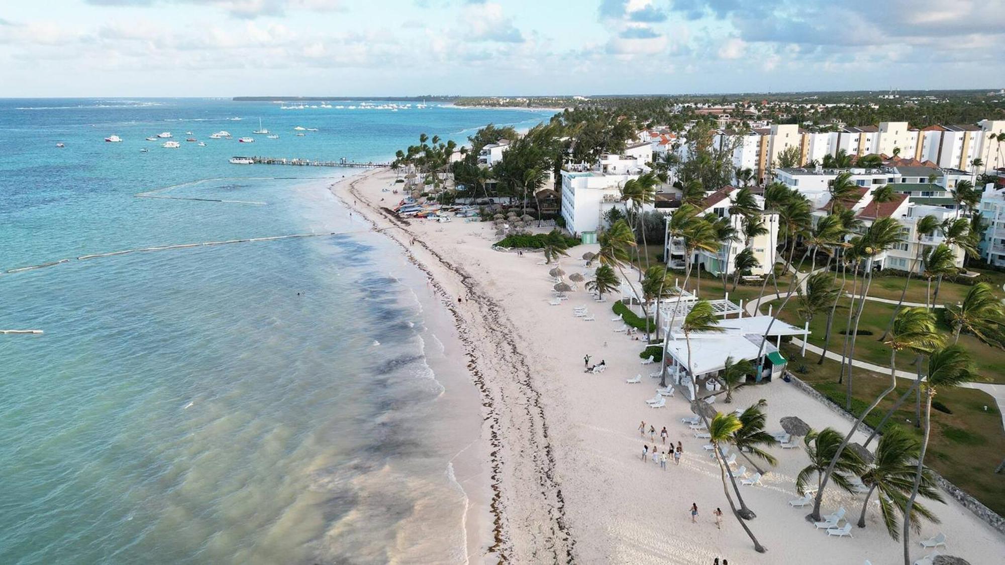 Tropical Garden With Picuzzi In Playa Bavaro Punta Cana