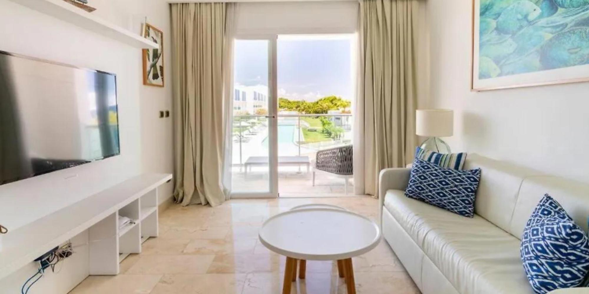 Cana Rock Apartment *