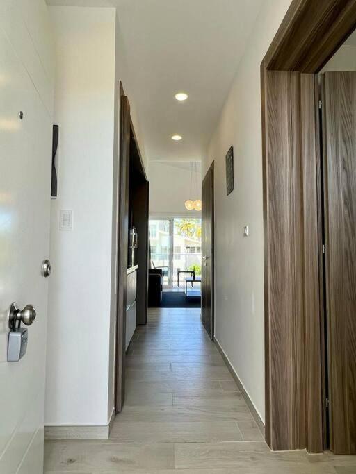 Paseo Playa Coral A-204 Apartamento