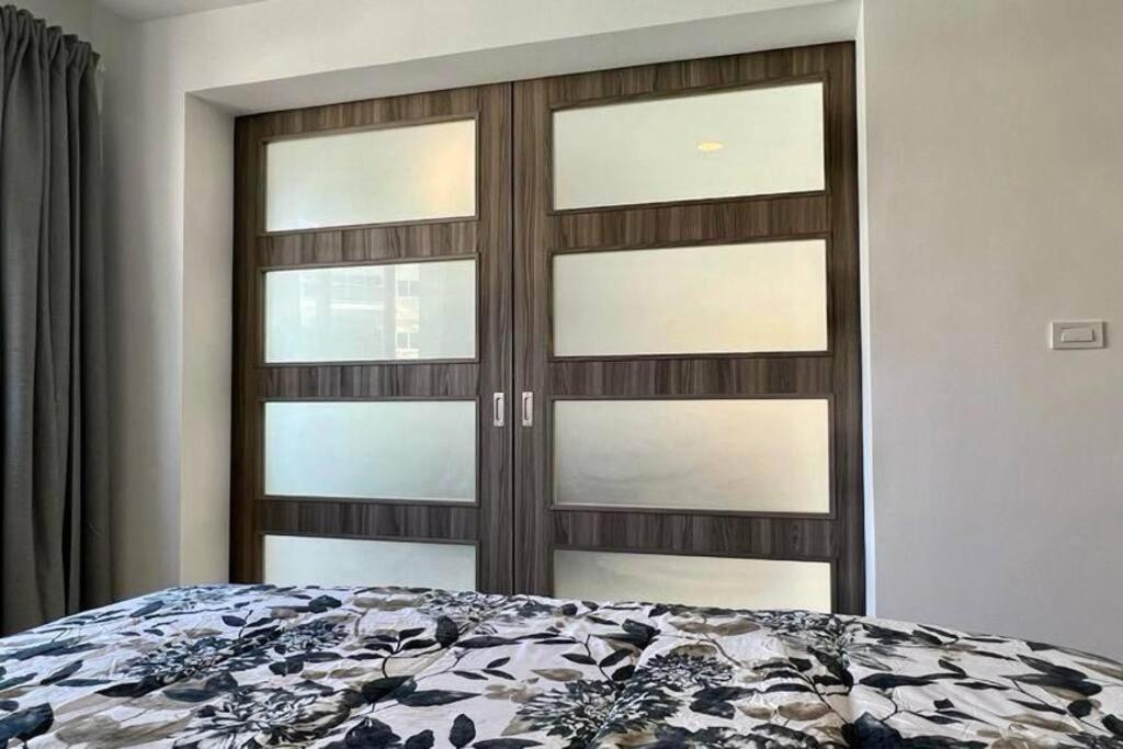 Paseo Playa Coral A-204 Apartamento *