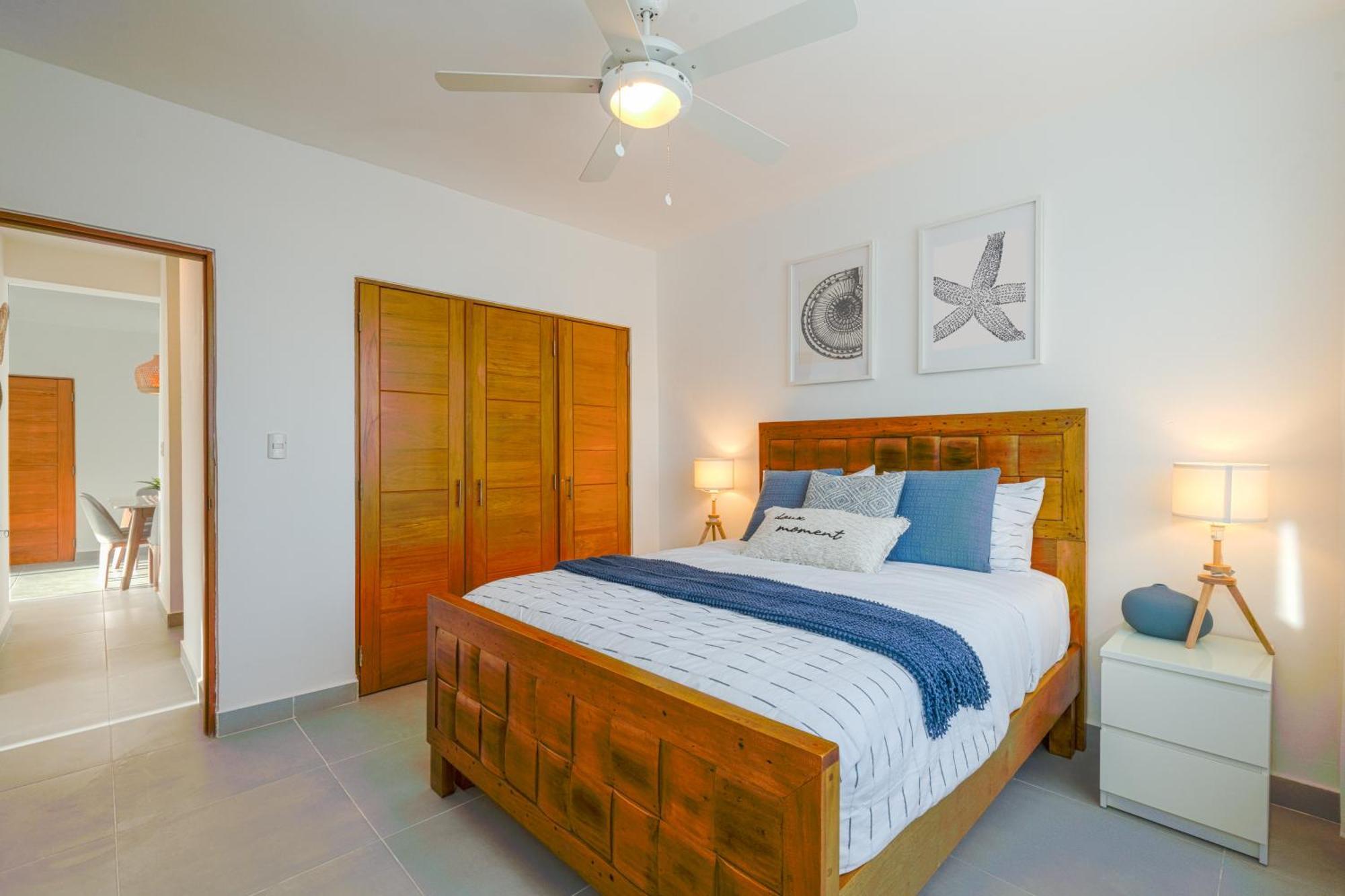 White Sands Condo, Beach, Wi-fi, Pool *