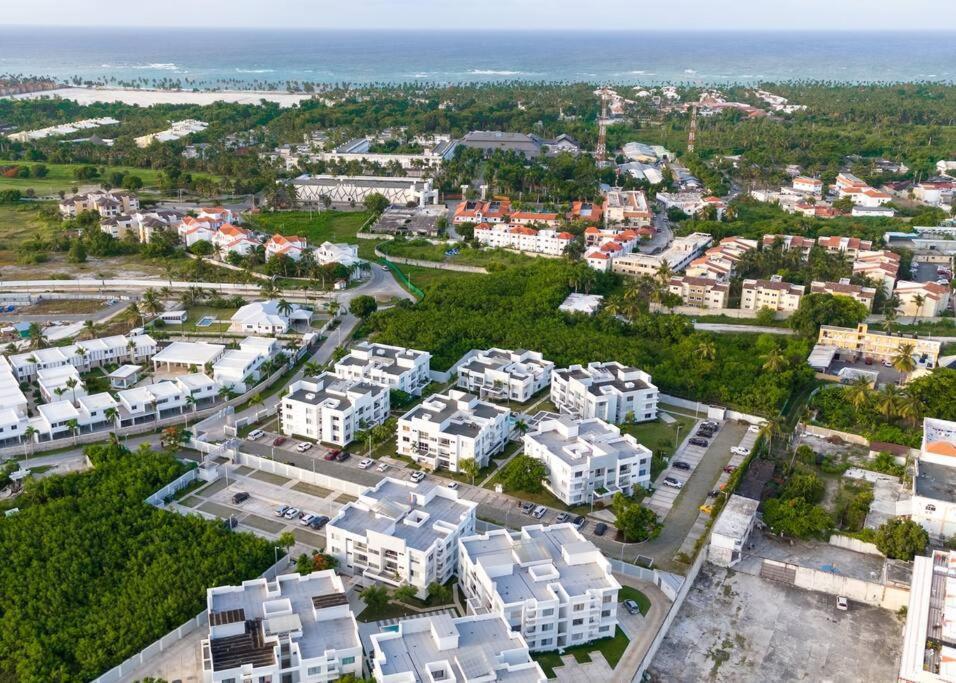 White Sands Condo, Beach, Wi-fi, Pool Punta Cana