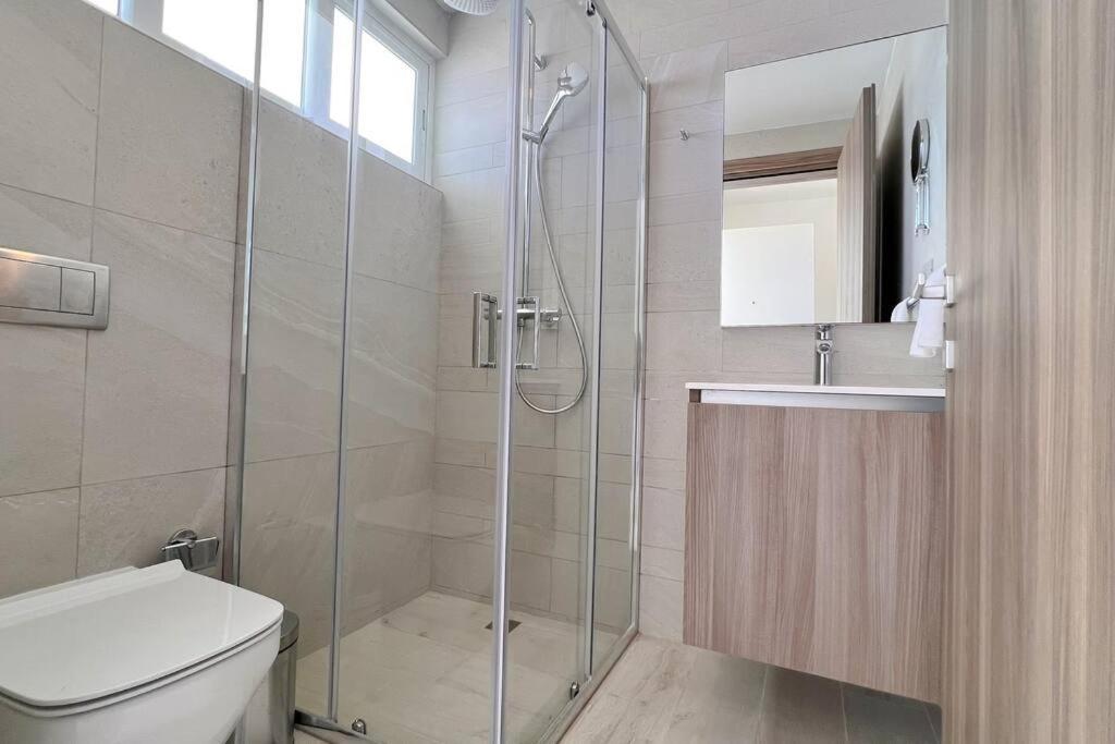Apartamento Paseo Playa Coral B-302