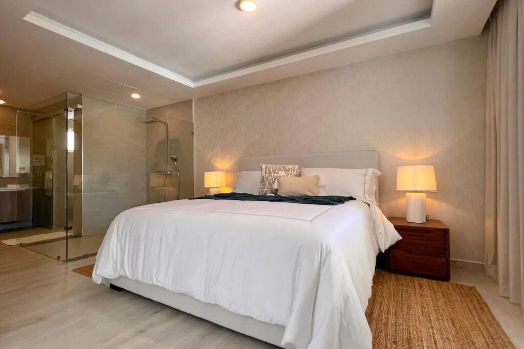 Paseo Playa Coral B-202 Apartamento