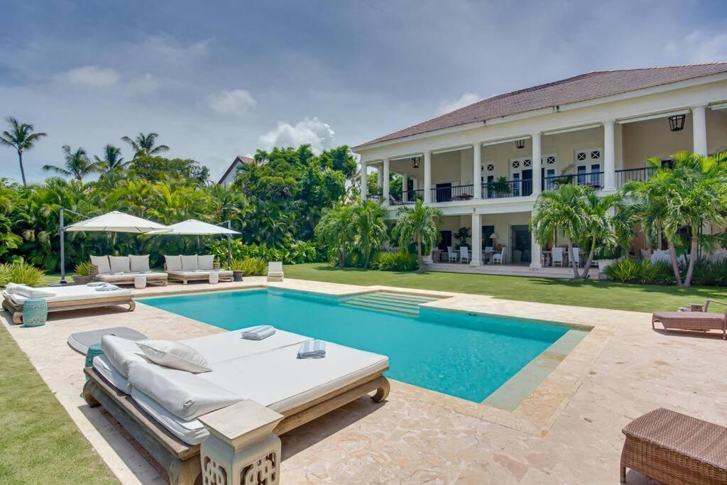 Colonial Flair In Punta Cana- Pablo Villa *