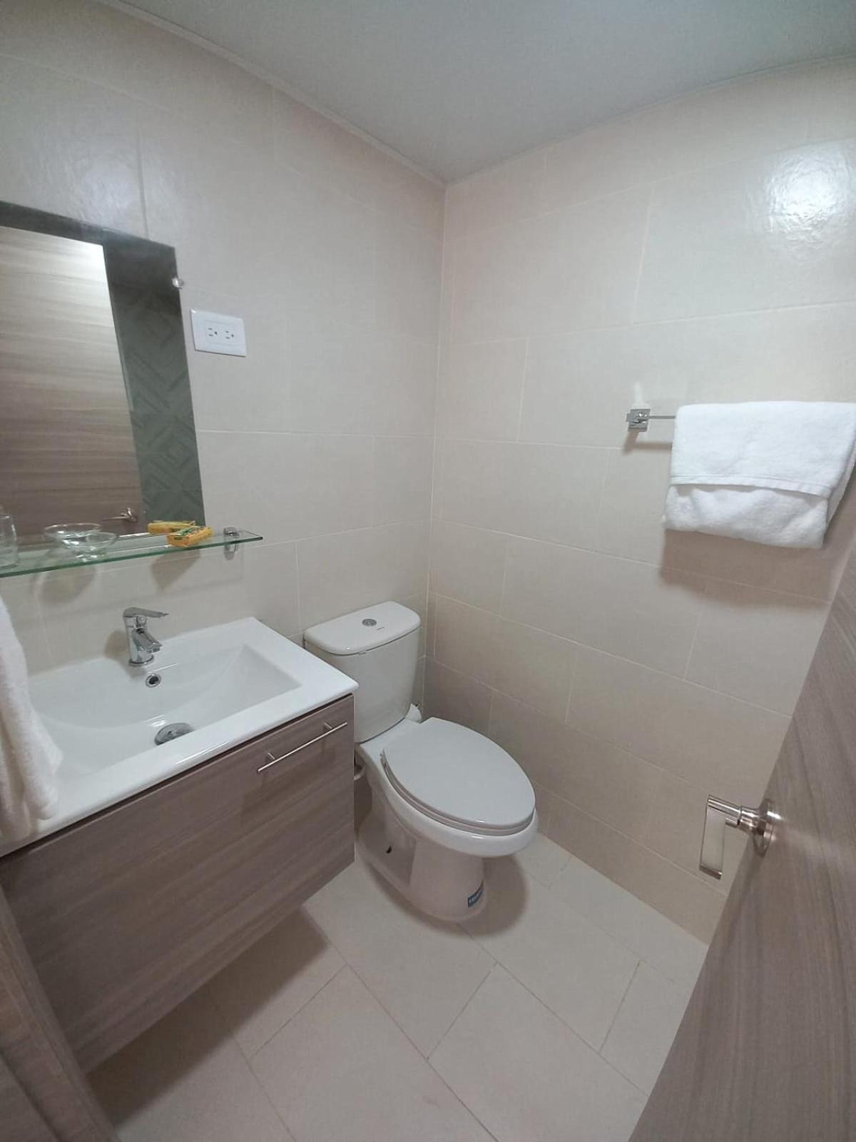 Apartamento Pool Breeze 202