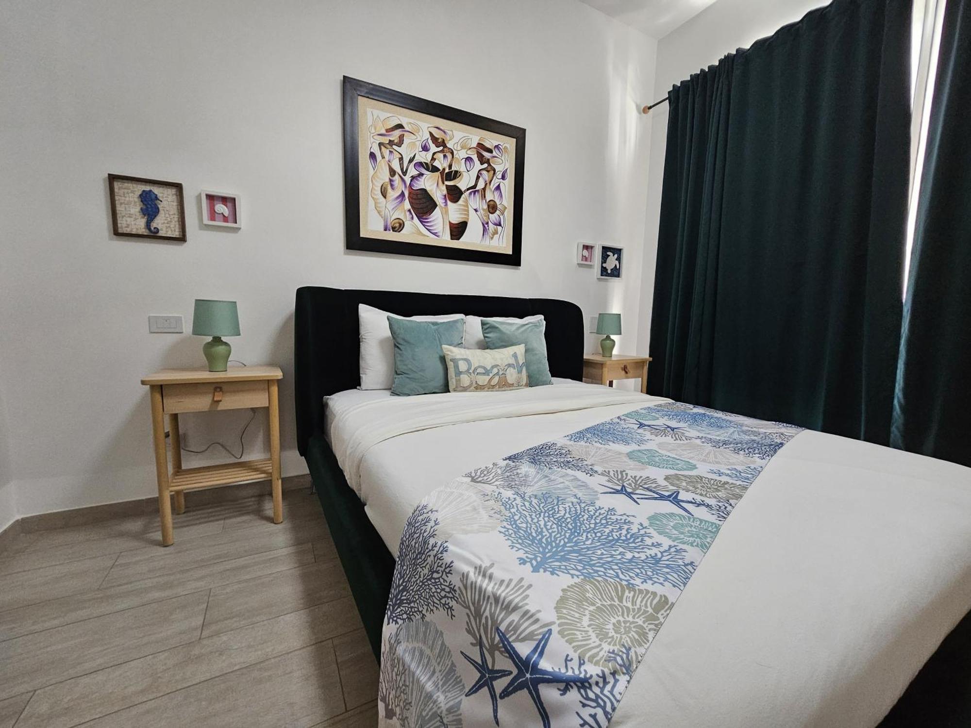 Beautiful Across From Hardrock With Free Casino Private Club And Golf Course We Now Take Google Pay Apple Pay And Paypal *