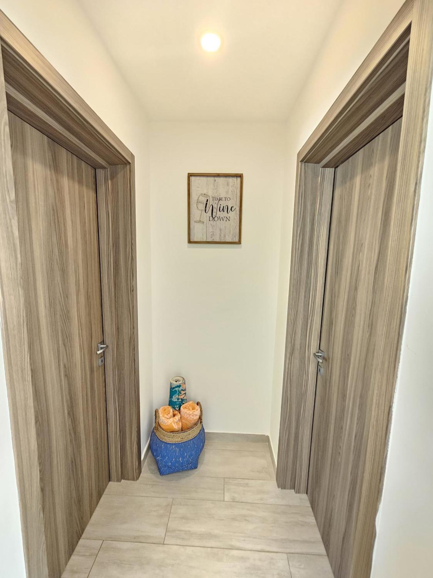 Apartamento Beautiful Across From Hardrock With Free Casino Private Club And Golf Course We Now Take Google Pay Apple Pay And Paypal Punta Cana