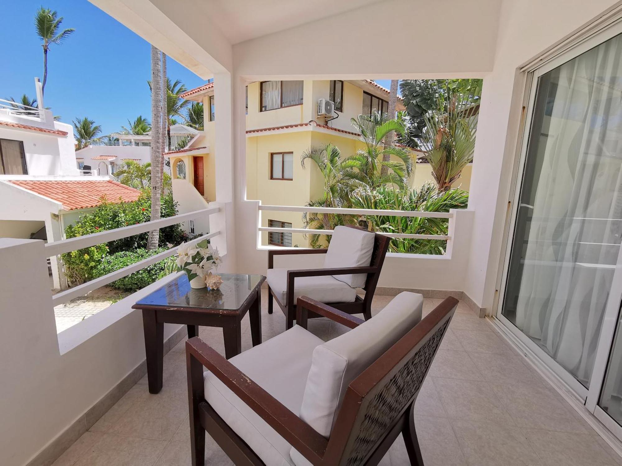 Deluxe Los Corales Beach & Spa - Best Price For Vacation 5* Punta Cana