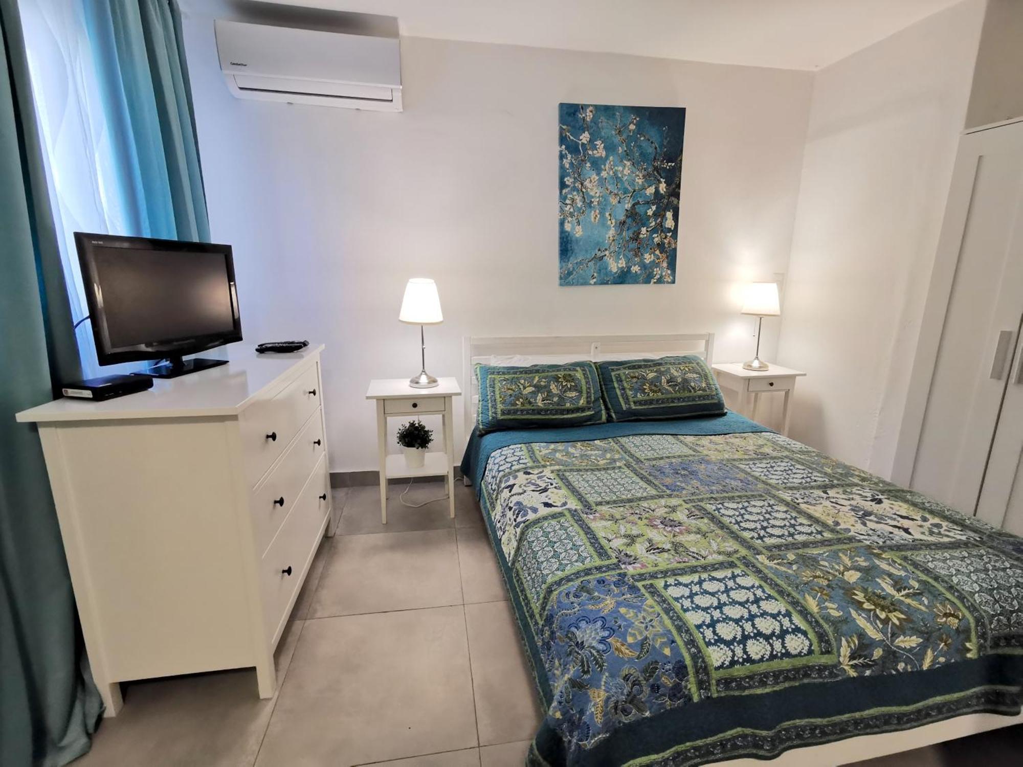 Deluxe Los Corales Beach & Spa - Best Price For Vacation Hotel Punta Cana