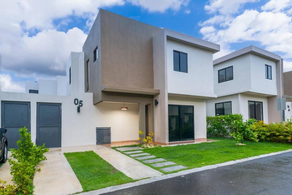 Villa De Lujo En *