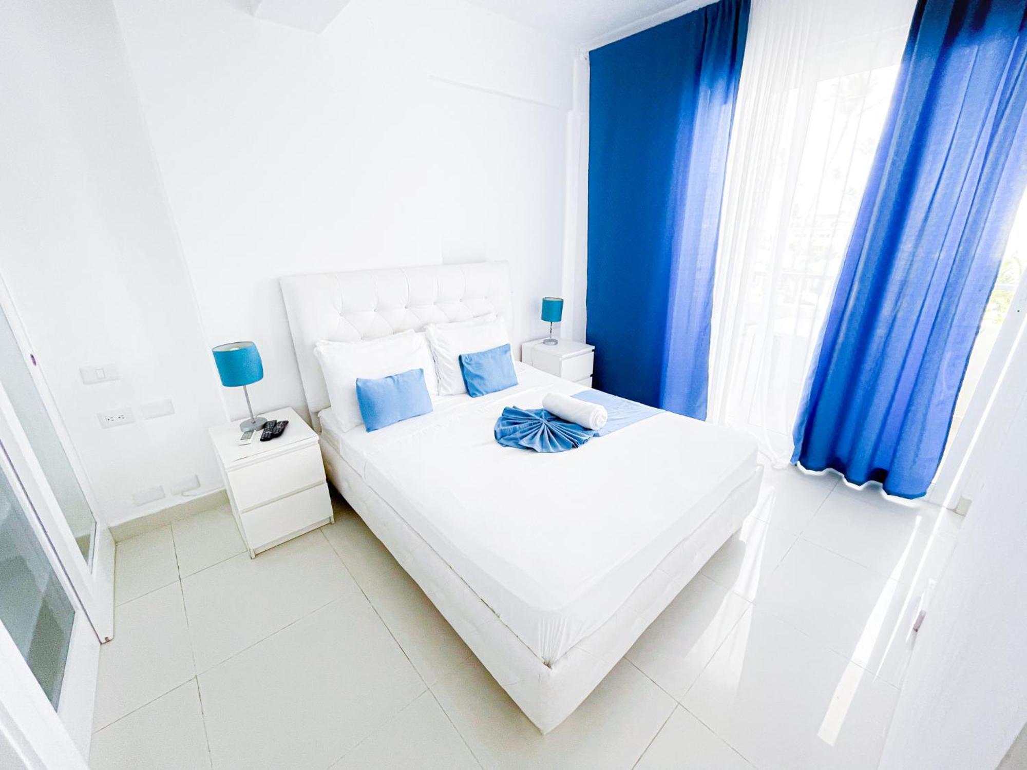 Caribbean Deluxe Ducassi Rooftop Pool Beach Club & Spa Hotel 5*