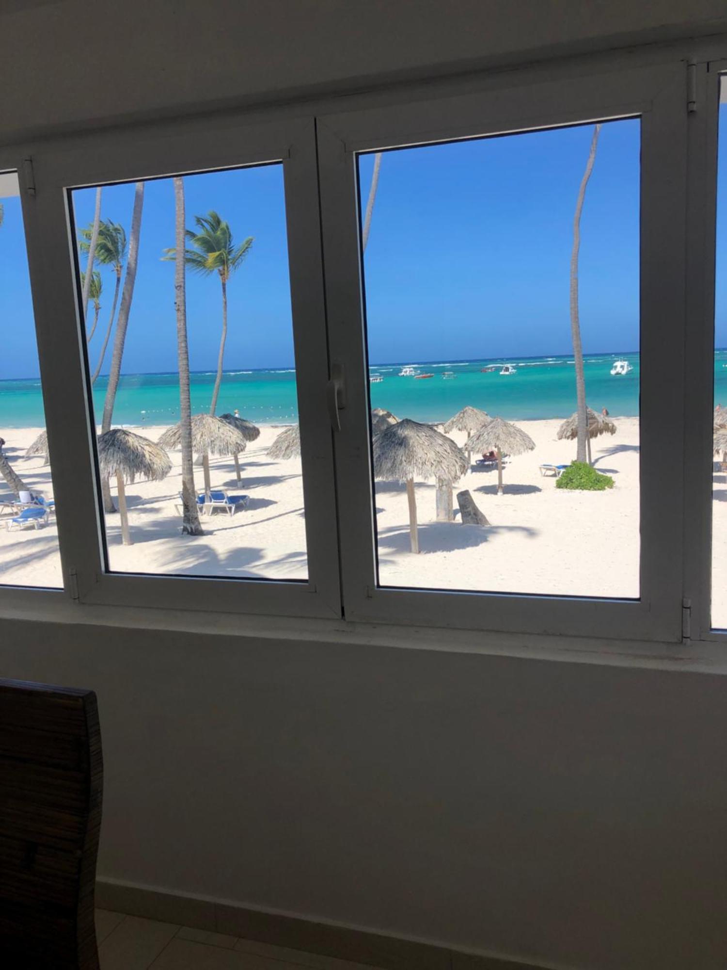 Apartamento Los Corales Luxury Beach Club And Spa *
