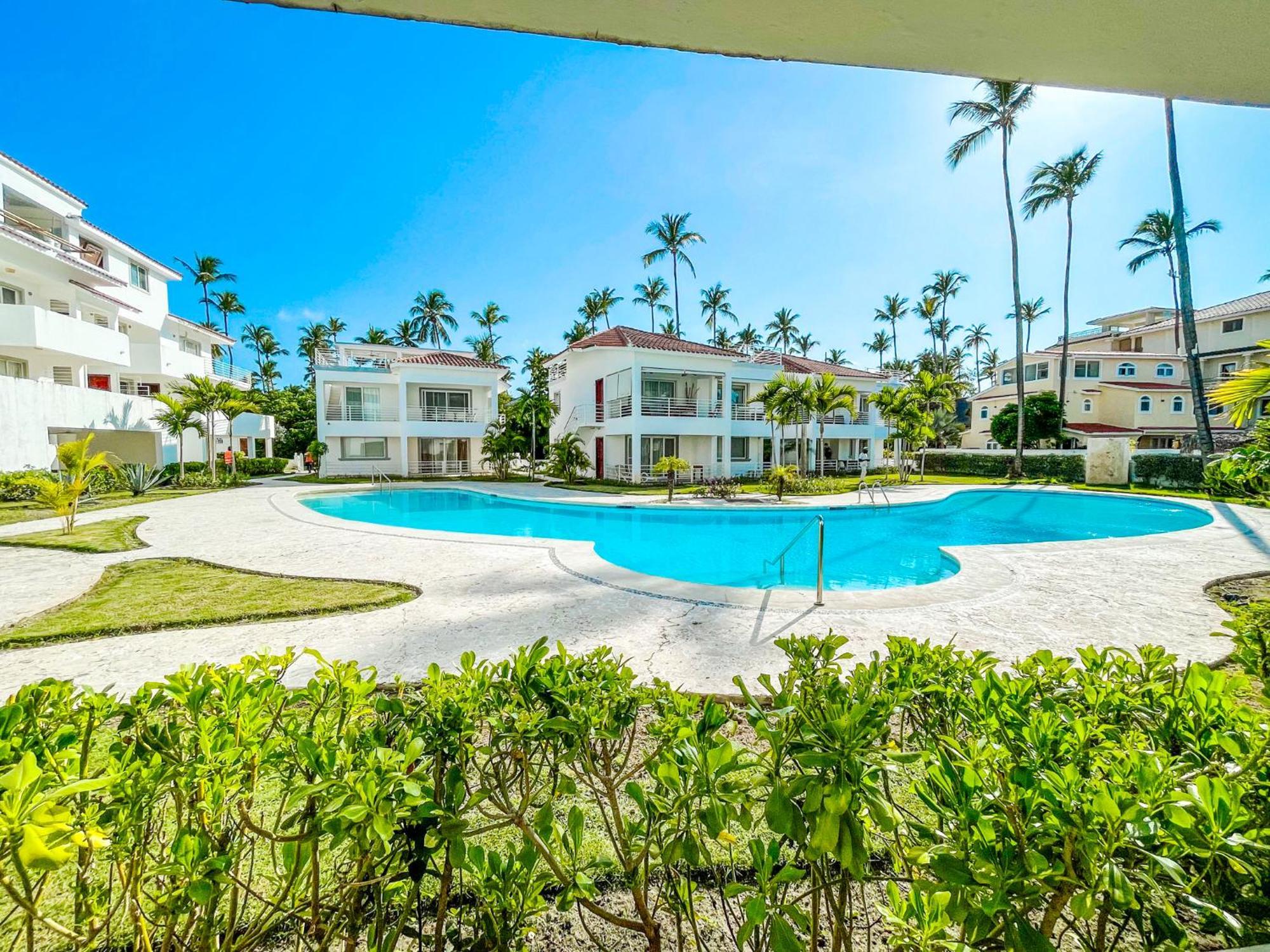 Caribbean Mojito Beach Wifi And Long Term Los Corales Beach Club & Spa Hotel Punta Cana
