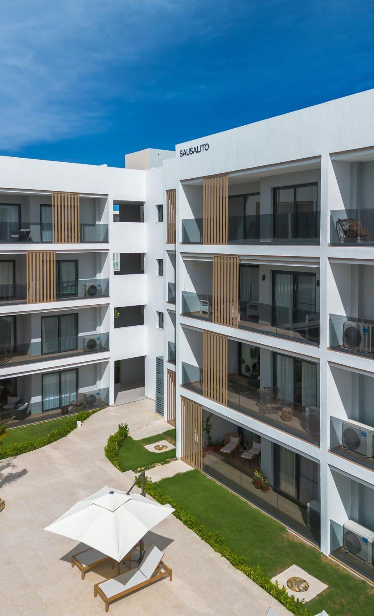 Beautiful With Direct Access To The Pool Apartamento