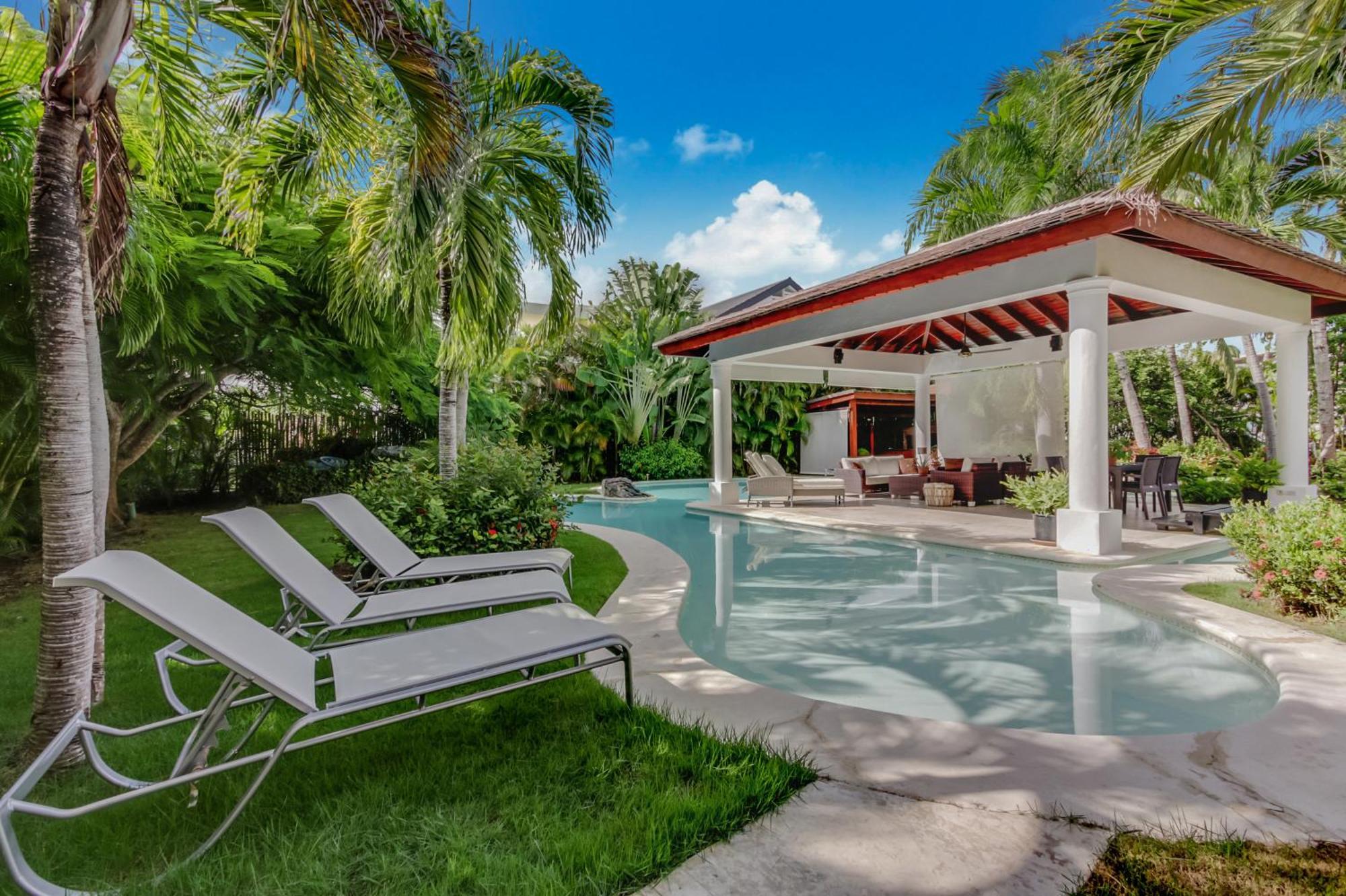 Villa Beautiful With Pool, Gym & Maid Punta Cana