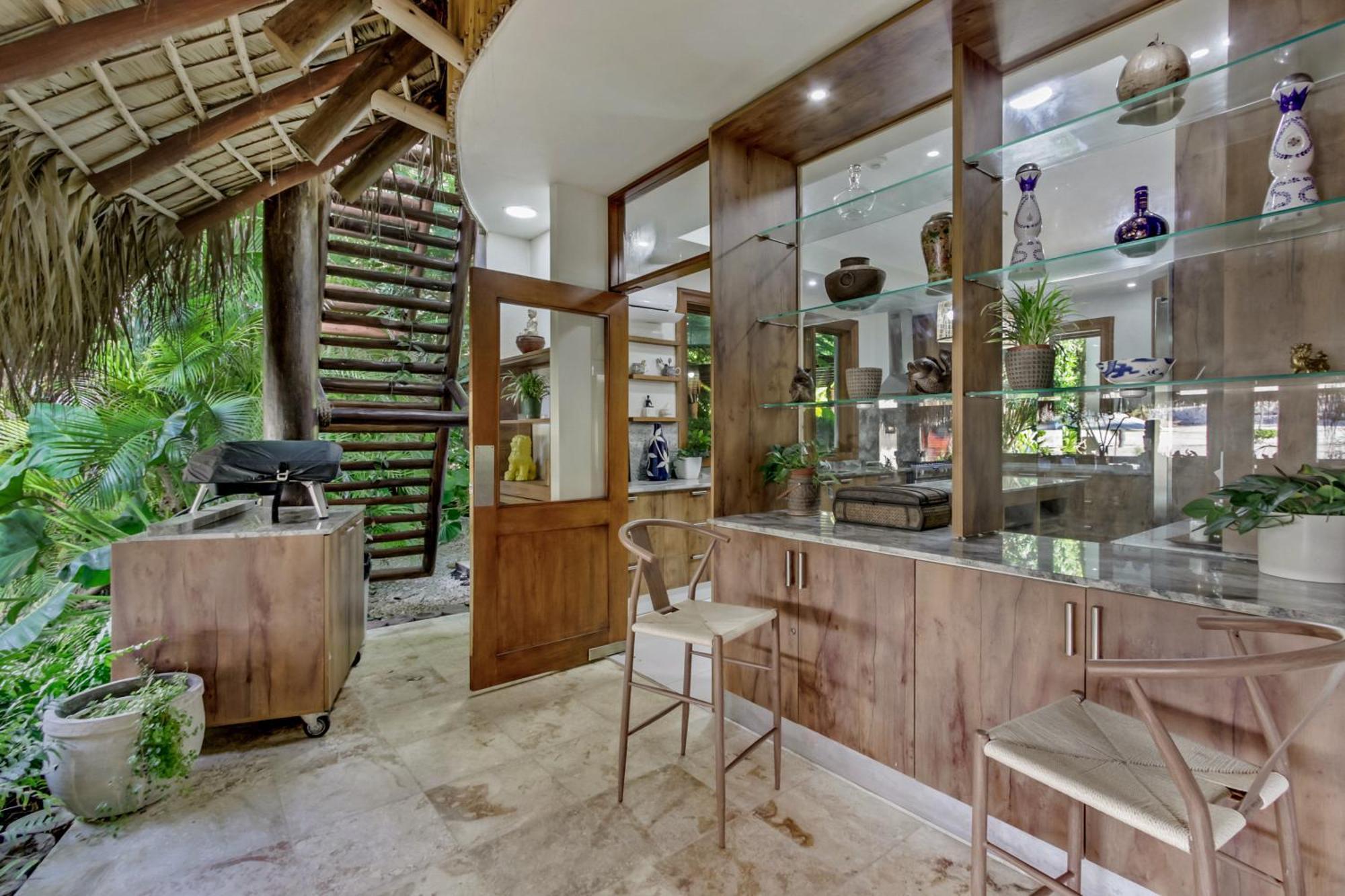 Villa New Cap Cana Tropical At Punta Espada With Private Cook, Housekeeping, Exclusive Club Access *