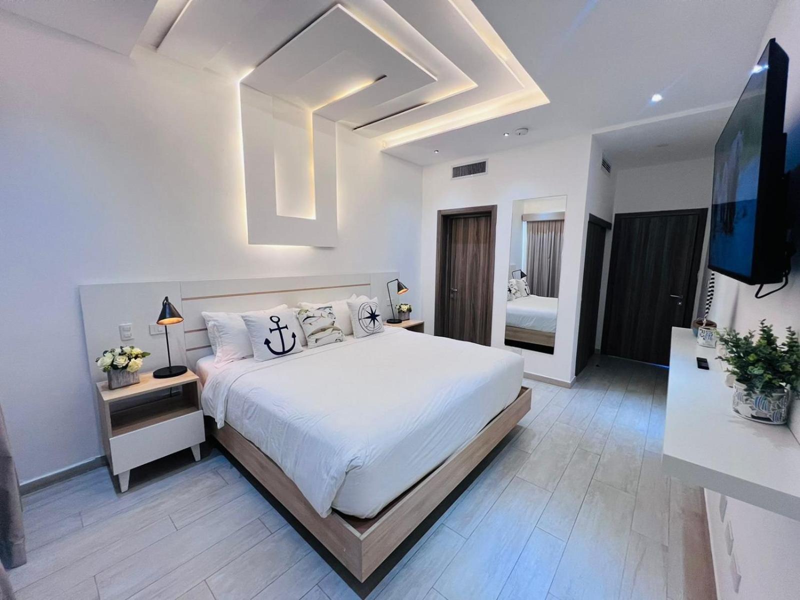 Luxury Gateaway Penthouse In Front Of Hard Rock Apartamento