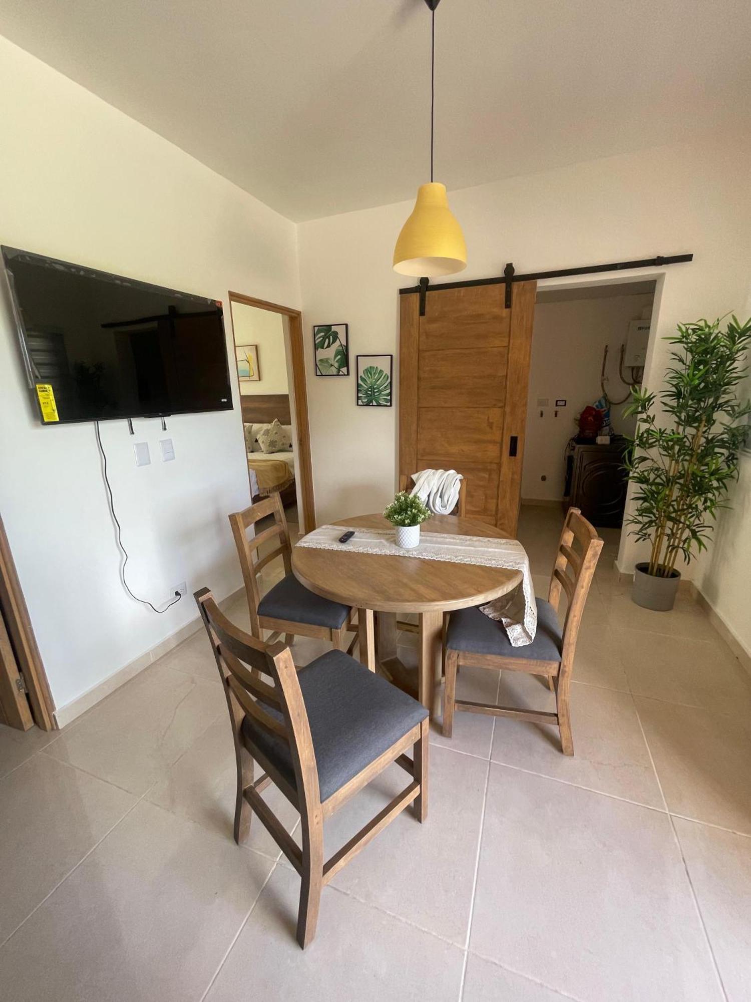 Palms B104 - 2-br App Mit Pool-blick & Shuttle Punta Cana