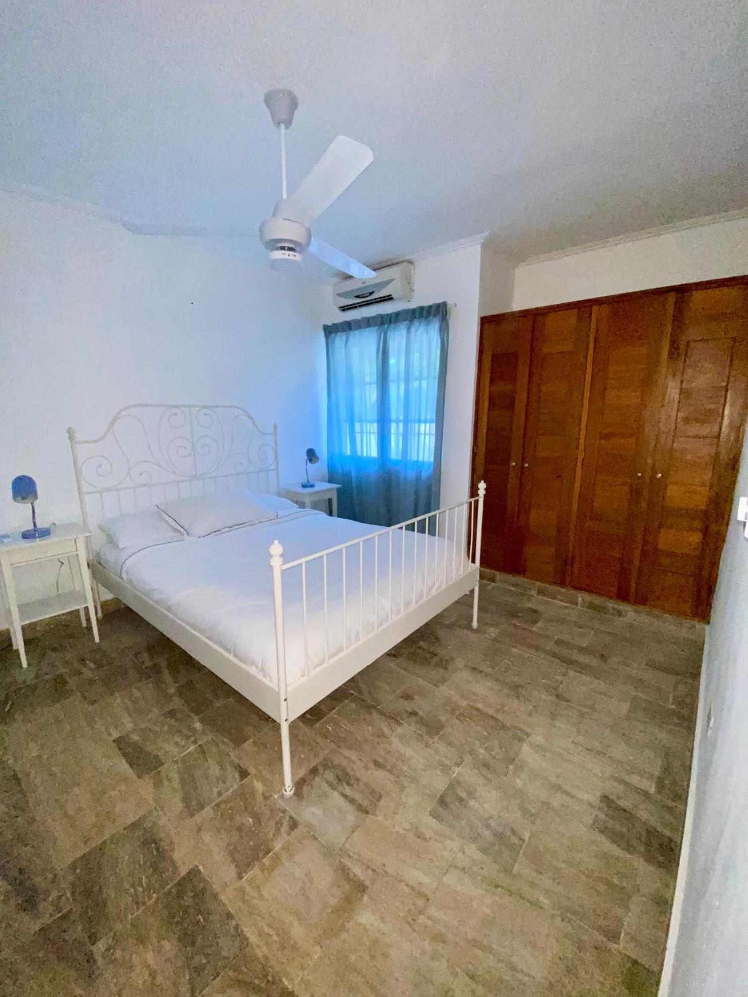 The Place In Corales Rd Arenas De B Apartamento