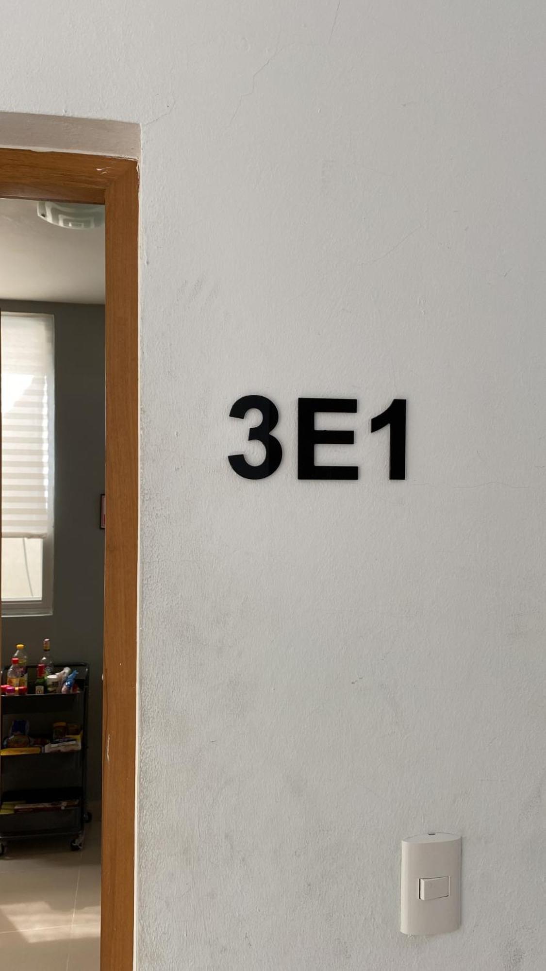 Apartment En White G44