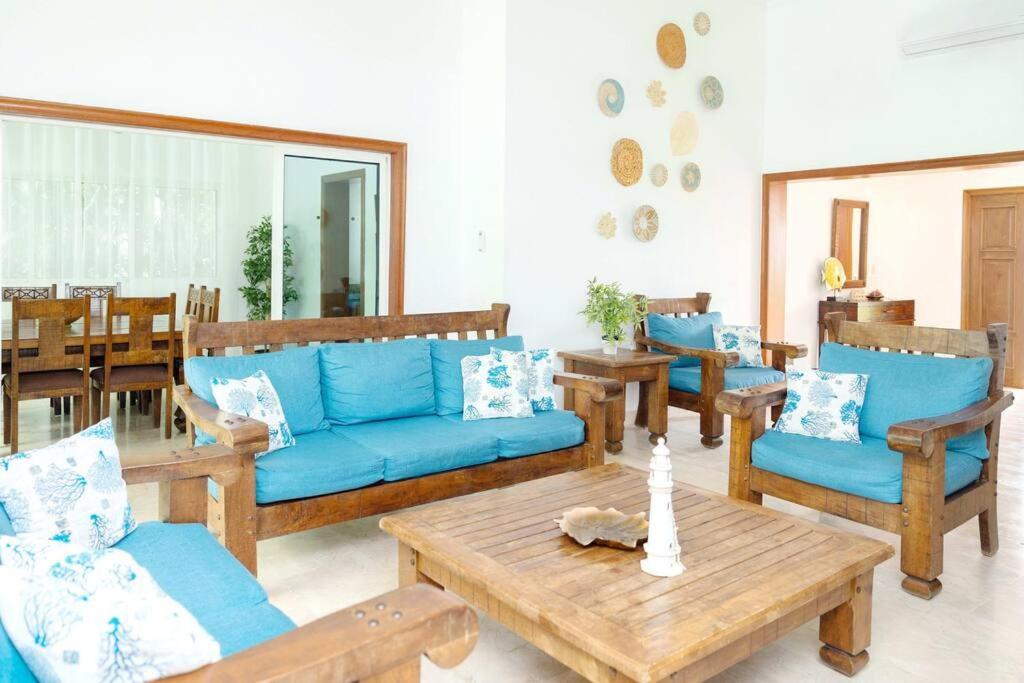 Villa Cayena With Private Pool, Village *