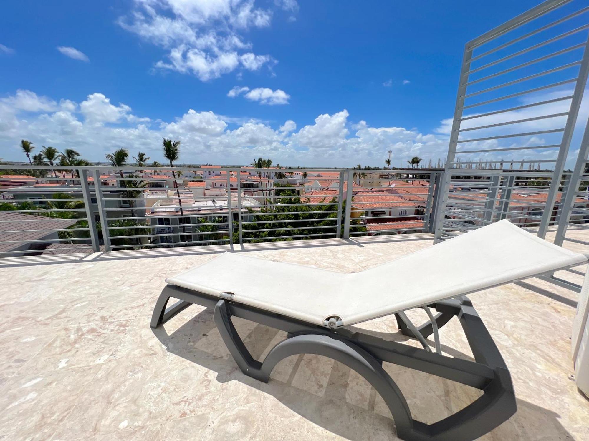 Vacation With Rooftop Pool, Spa, Restaurants - Playa Los Corales 5* Punta Cana