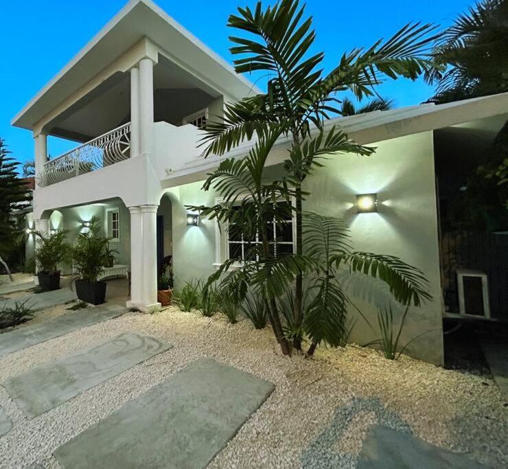 Elisa 4br With Pool Jacuzzi & Bbq