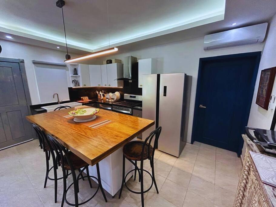 Villa Elisa 4br With Pool Jacuzzi & Bbq
