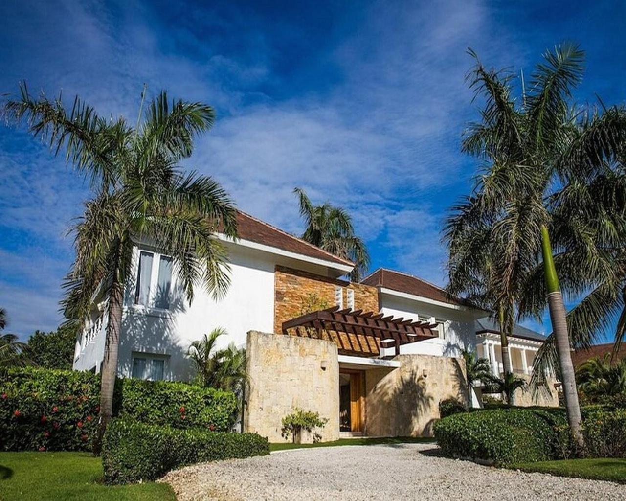 Bed and breakfast Luxury With Maid Punta Cana