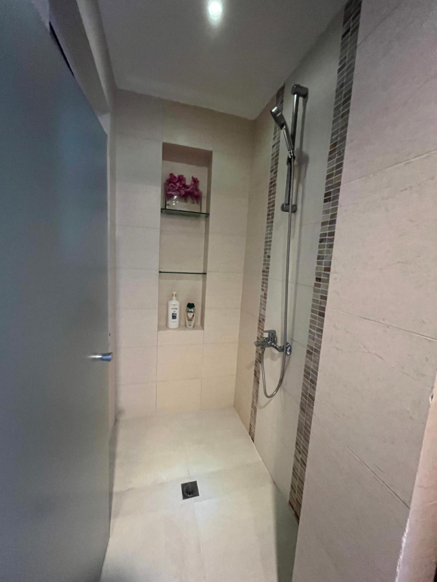 Luxury Penthouse With Pool, Bbq, Ac, Wi-fi, 5-min Walk To El Cortecito & Bavaro Beaches,
