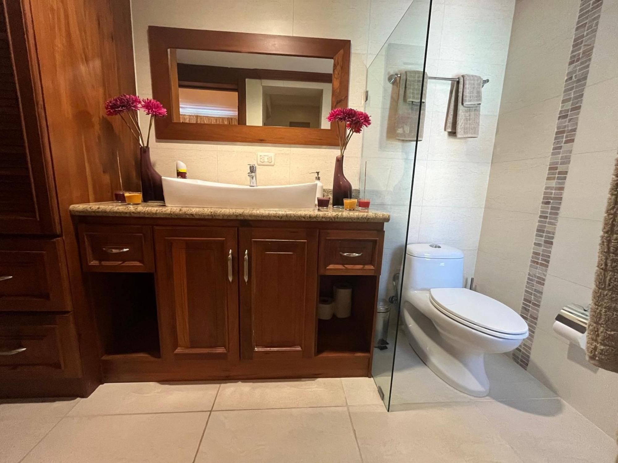 Luxury Penthouse With Pool, Bbq, Ac, Wi-fi, 5-min Walk To El Cortecito & Bavaro Beaches, Apartamento Punta Cana