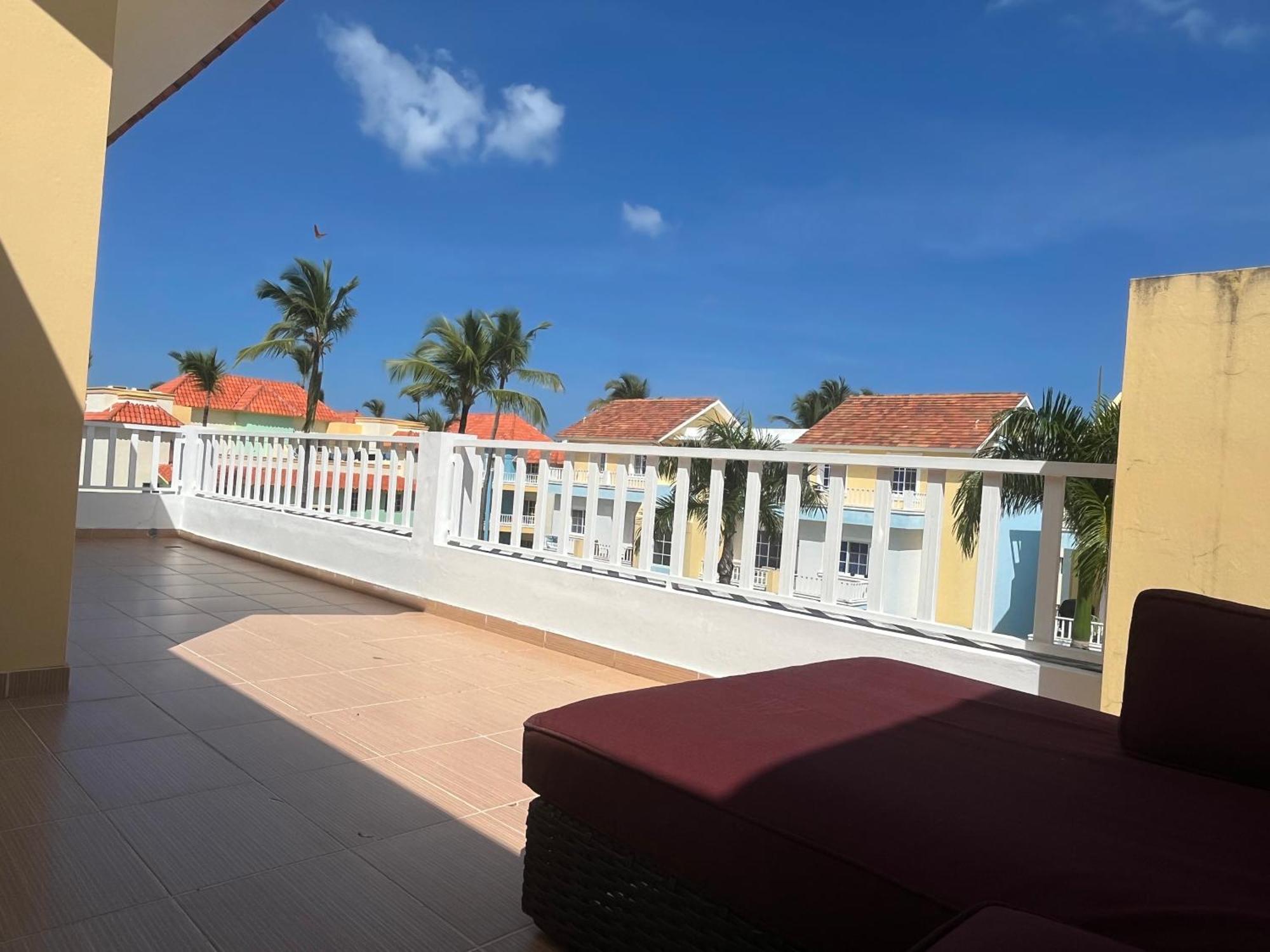 Apartamento Luxury Penthouse With Pool, Bbq, Ac, Wi-fi, 5-min Walk To El Cortecito & Bavaro Beaches, *