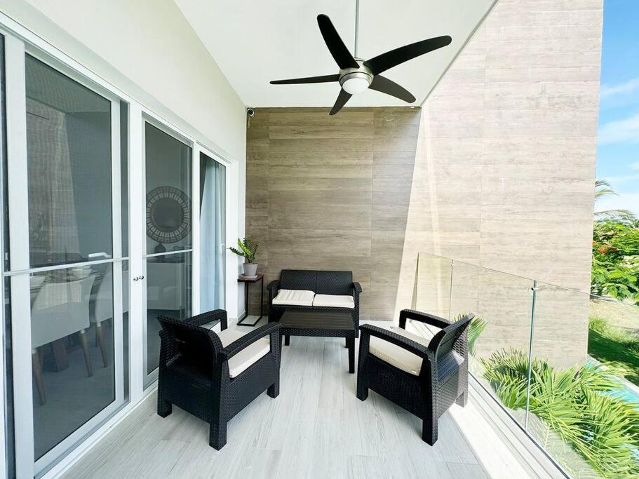 Peaceful Haven Overlooking The Golf Course *