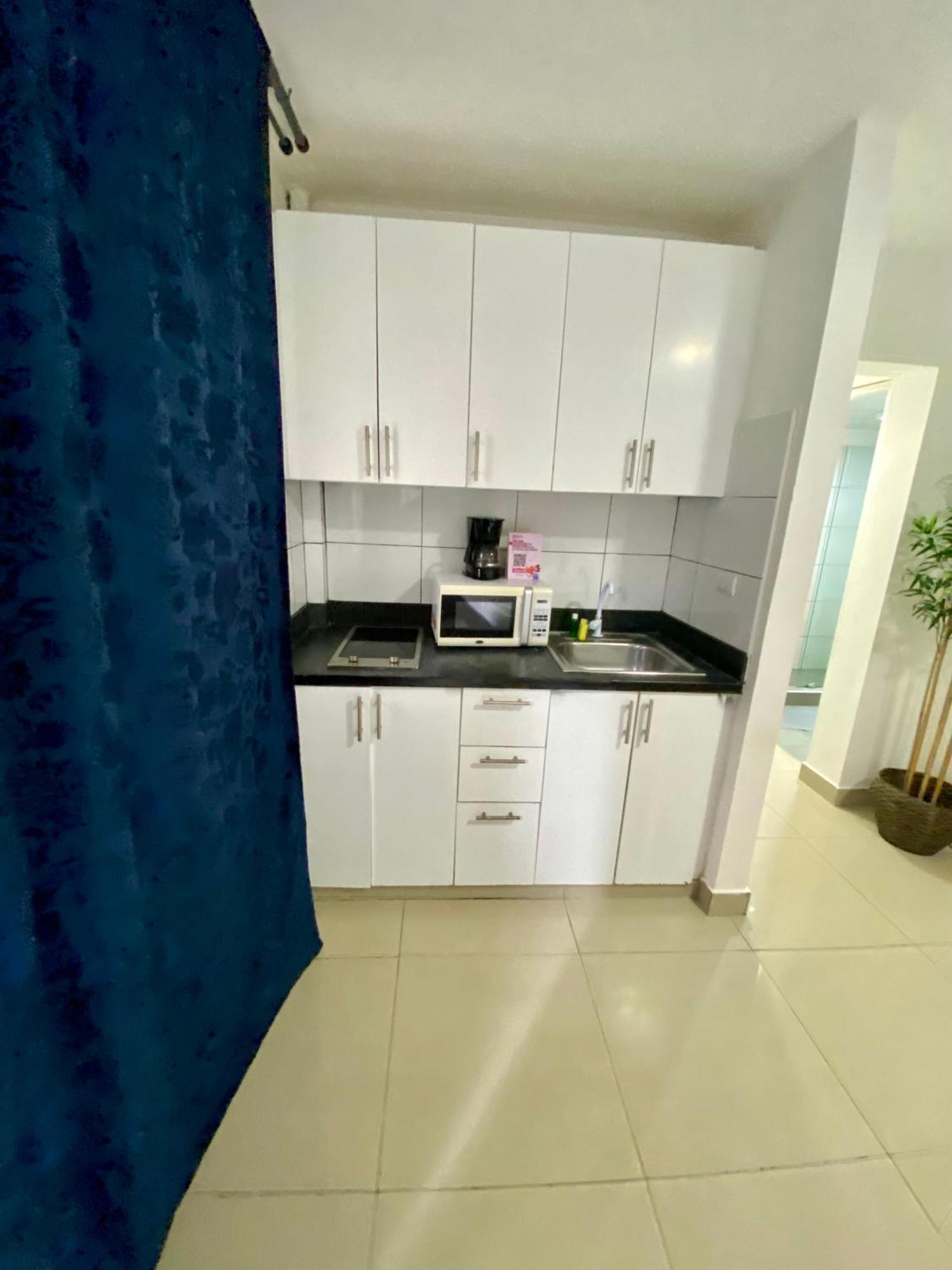 Deluxe Playa Los Corales Apartamento
