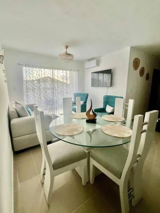 Amazing And Cozy Located In Downtown Of *