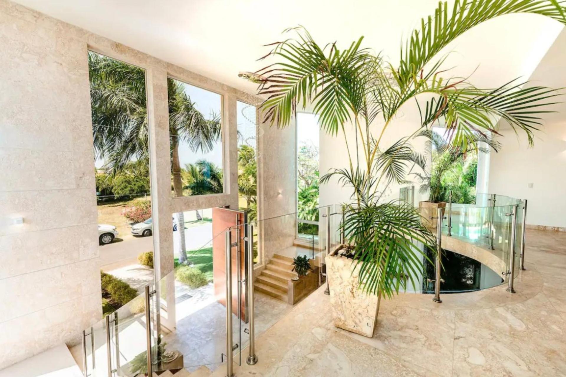 New Private Luxury In Apartahotel