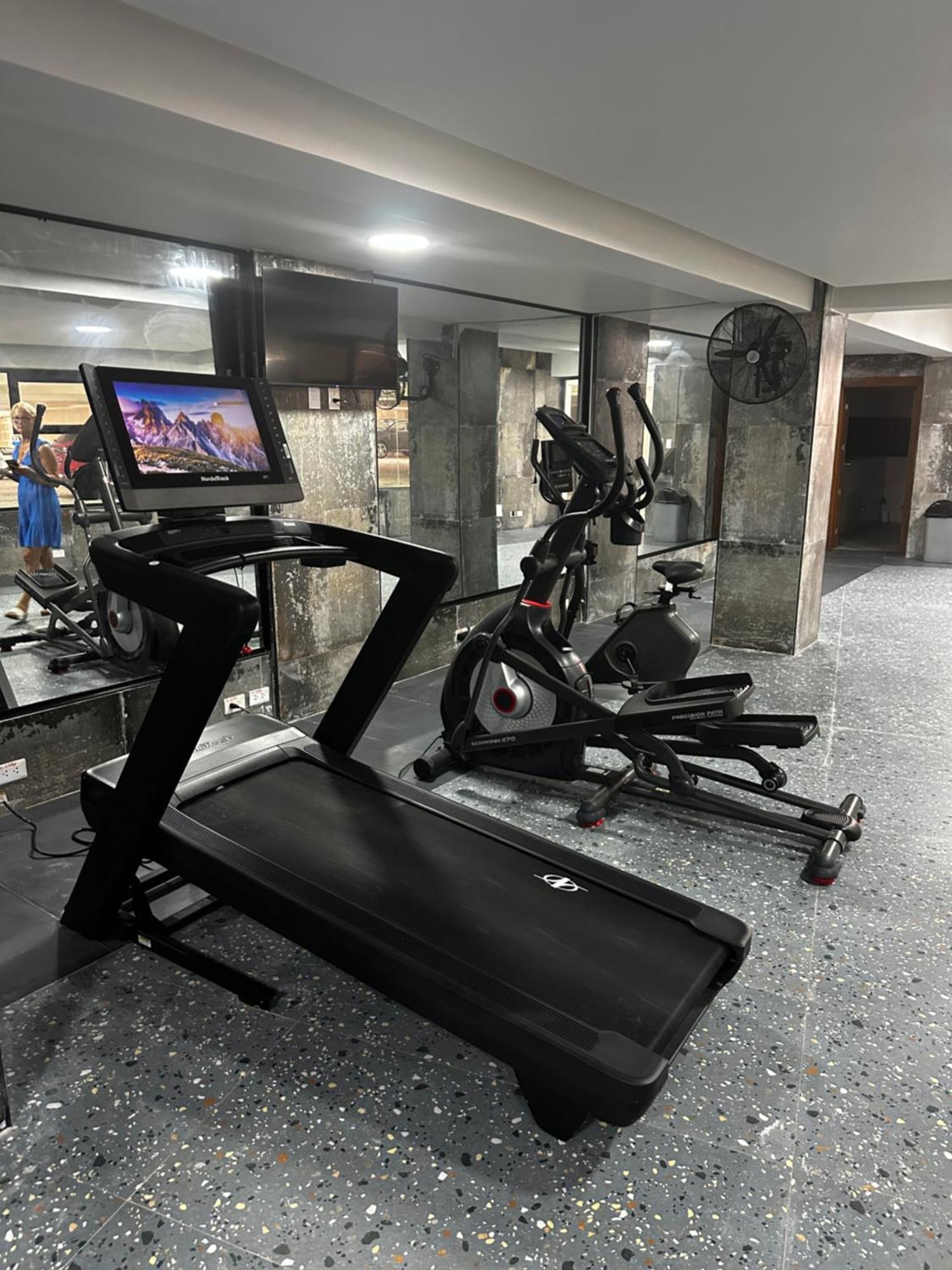 Gold Reef 201 - Luxury 2br Mit Pool, Shuttle Und Tiefgarage *