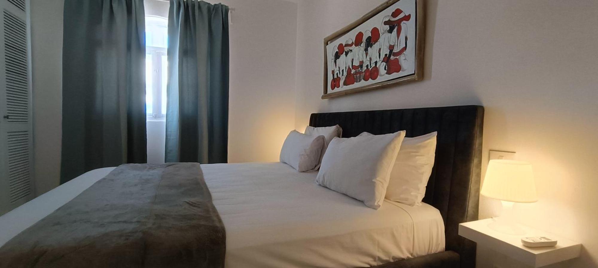 Flor Del Mar Beachfront Apartahotel 3*