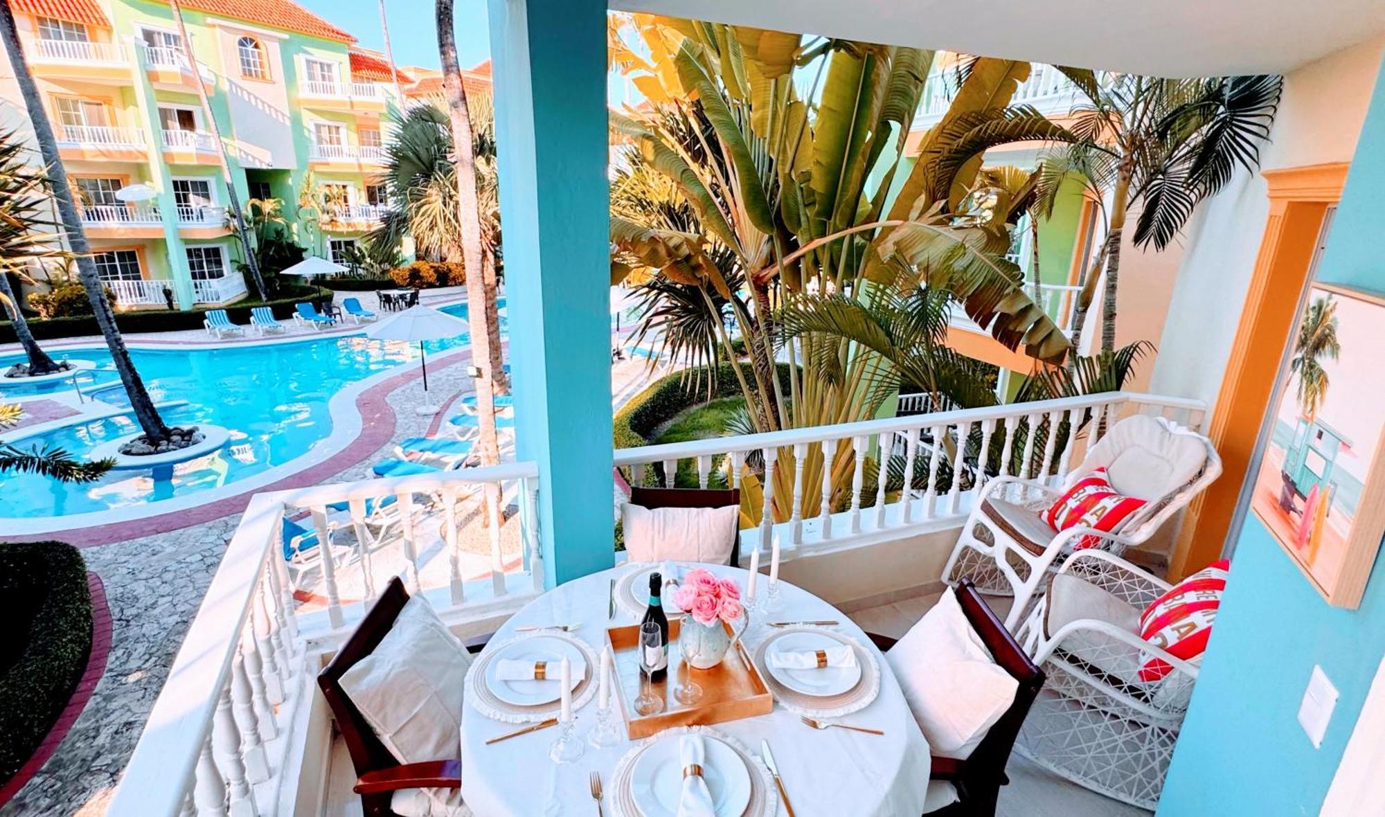 Apartamento Walk To Beach, Shops, Dining, Pool View, Fast Wifi