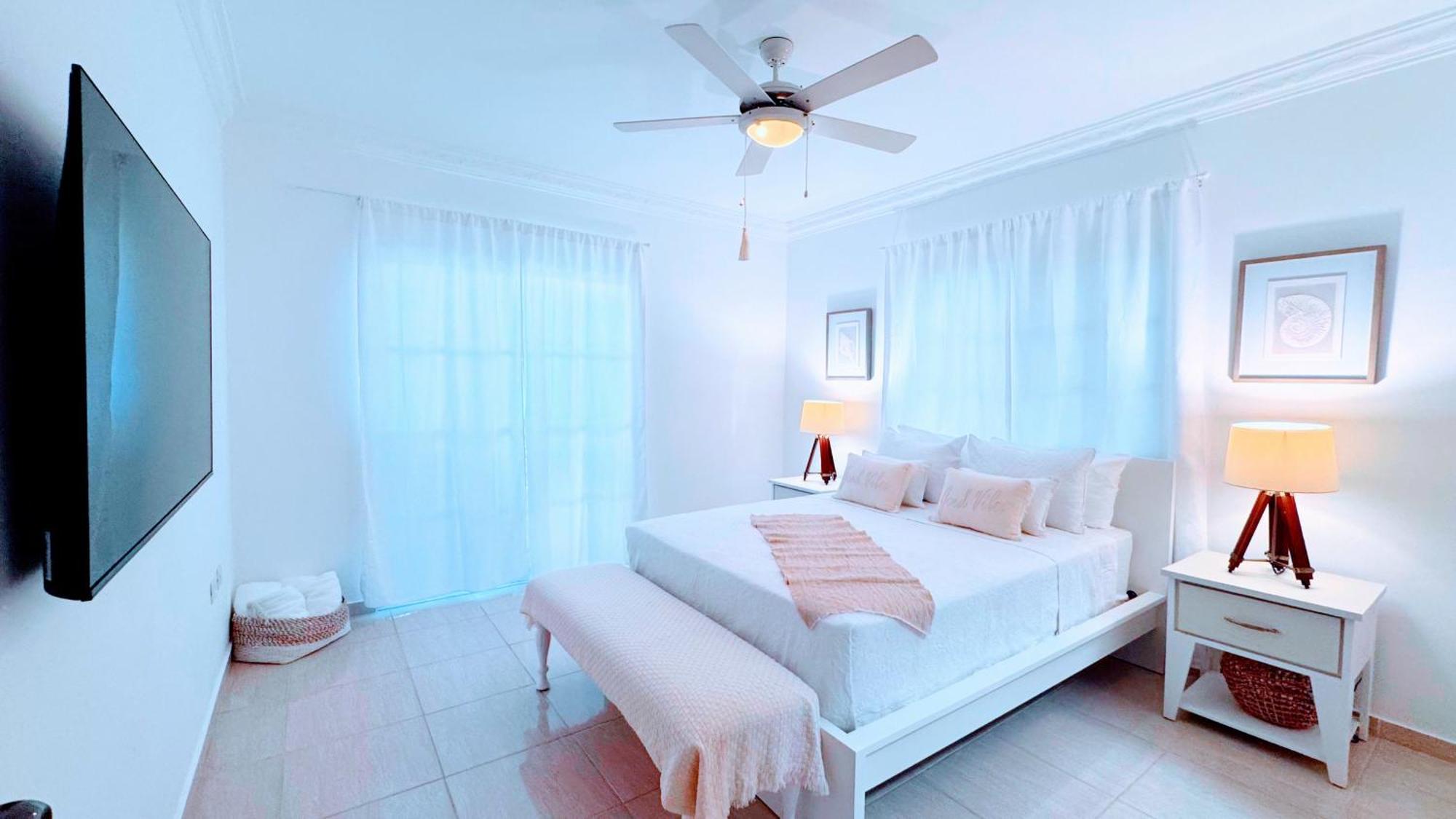 Apartamento Walk To Beach, Shops, Dining, Pool View, Fast Wifi Punta Cana