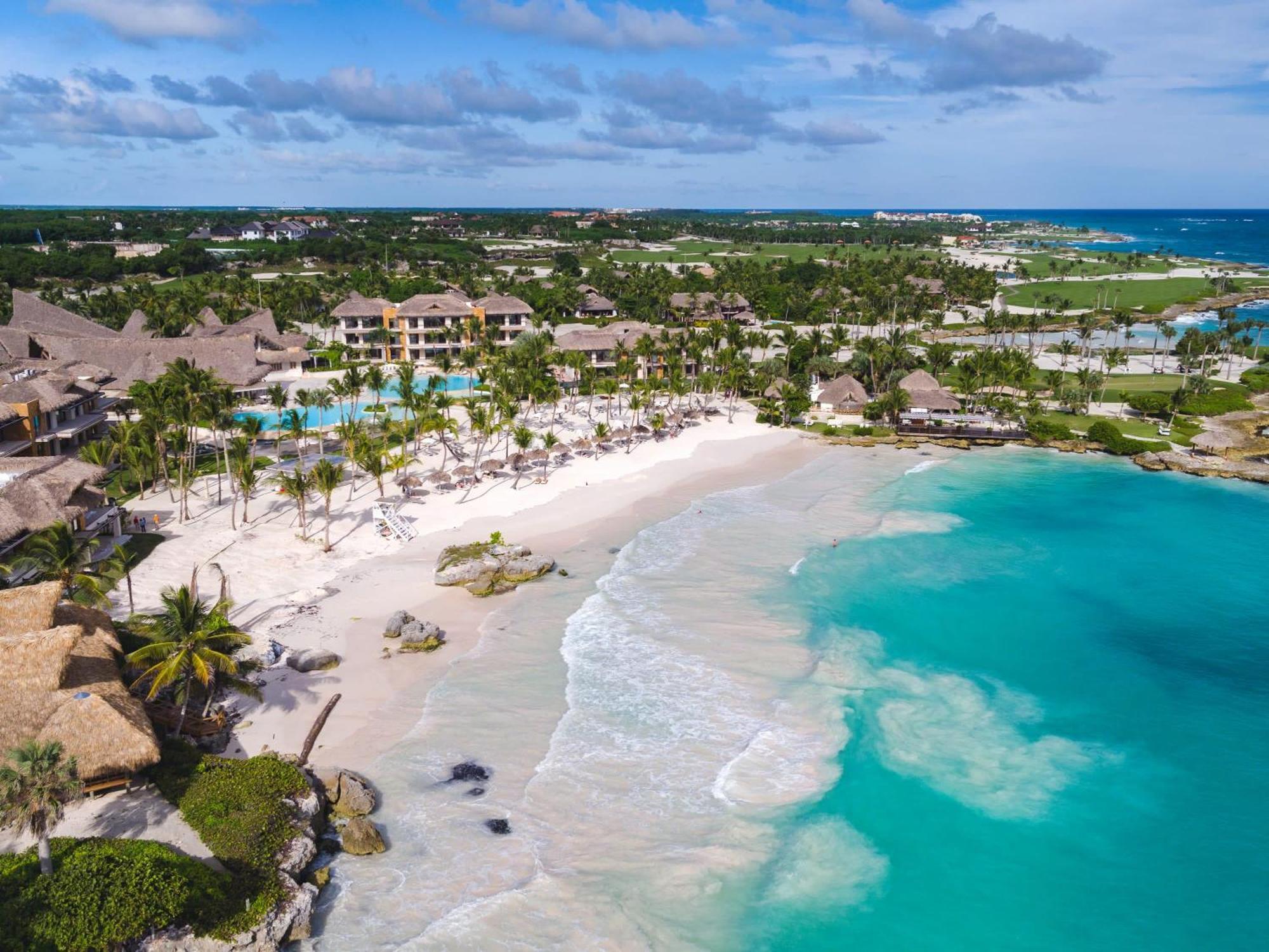 Oceanview Luxury Crystal - With Club Access *